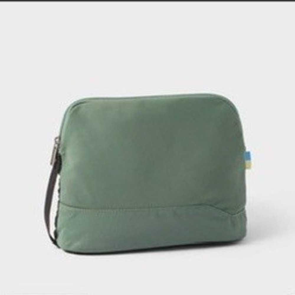 Open Story Toiletry Bag Unisex OS Green Travel Solid Zipper 2PK NWT